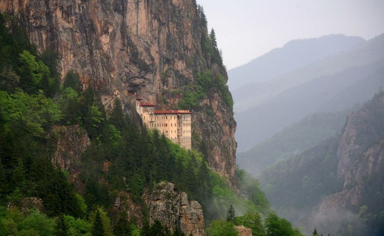 Photo of Самые недоступные монастыри в мире